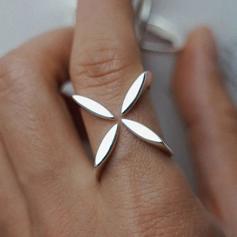 UNIQUE CROSS FLOWER RING